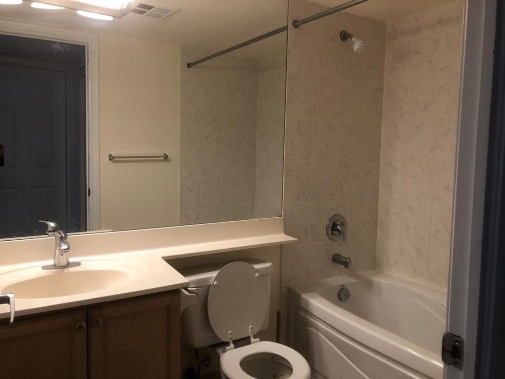 3880 Duke Of York Blvd, #2409
