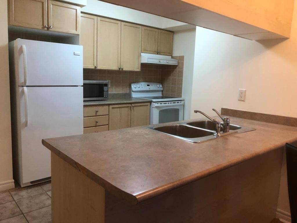 3880 Duke Of York Blvd, #2409