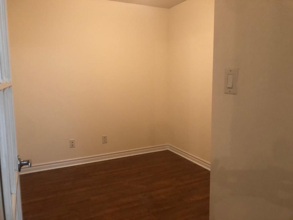 3880 Duke Of York Blvd, #2409