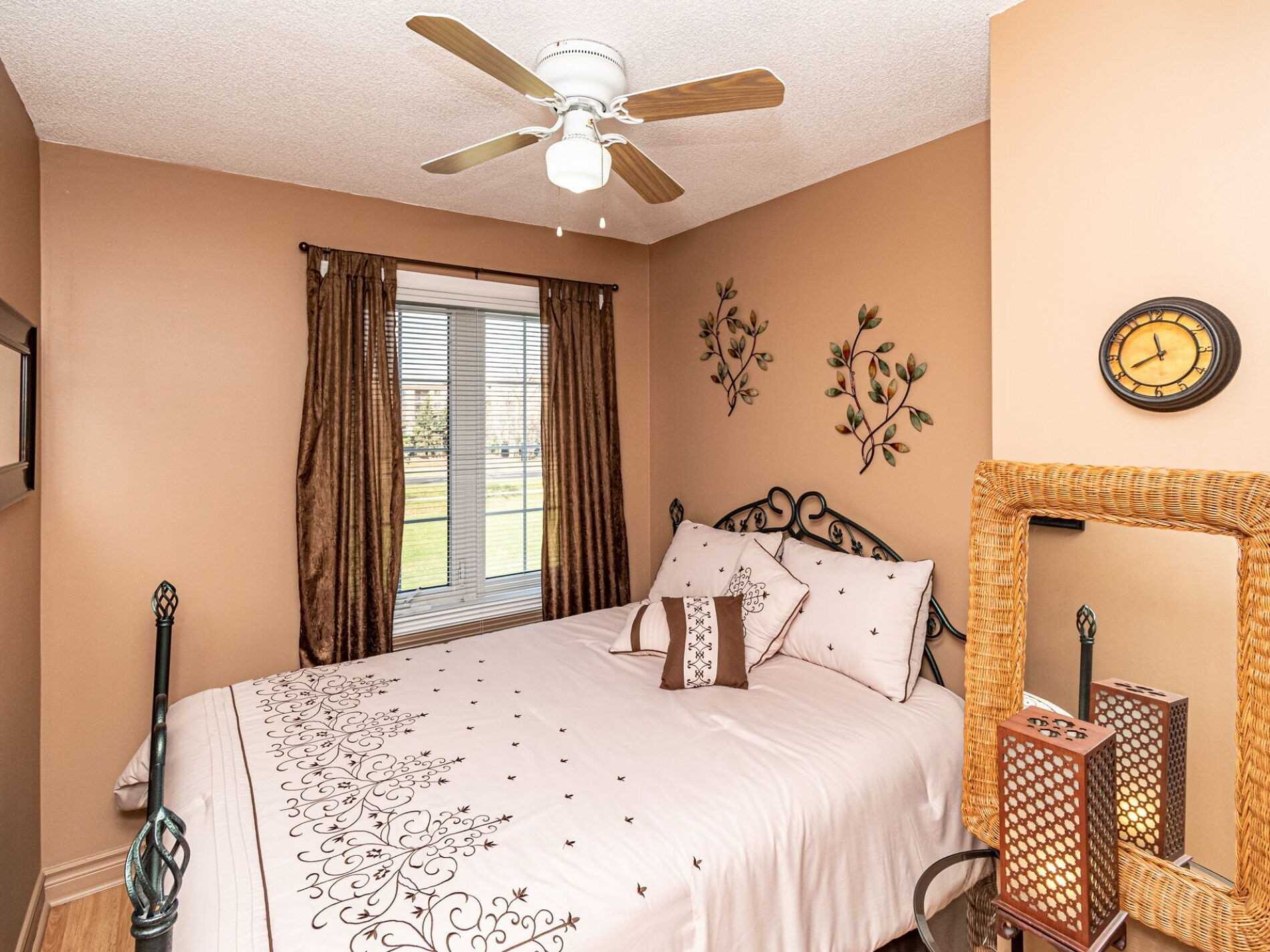 Listing W4992550 - Large Photo # 18