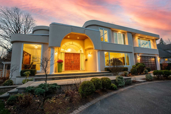 392 Country Club Cres, Mississauga