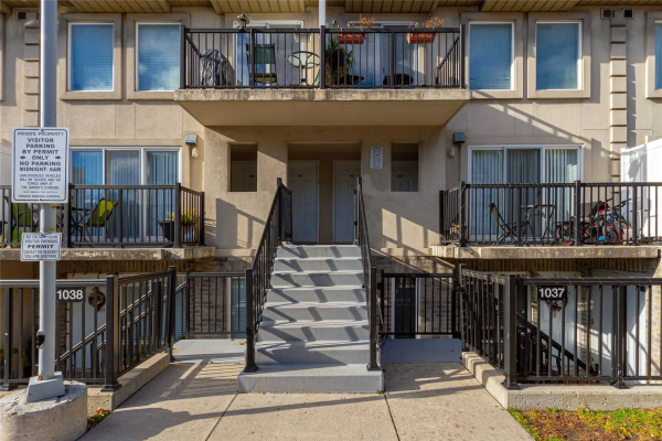 55 George Appleton Way 55 George Appleton Way