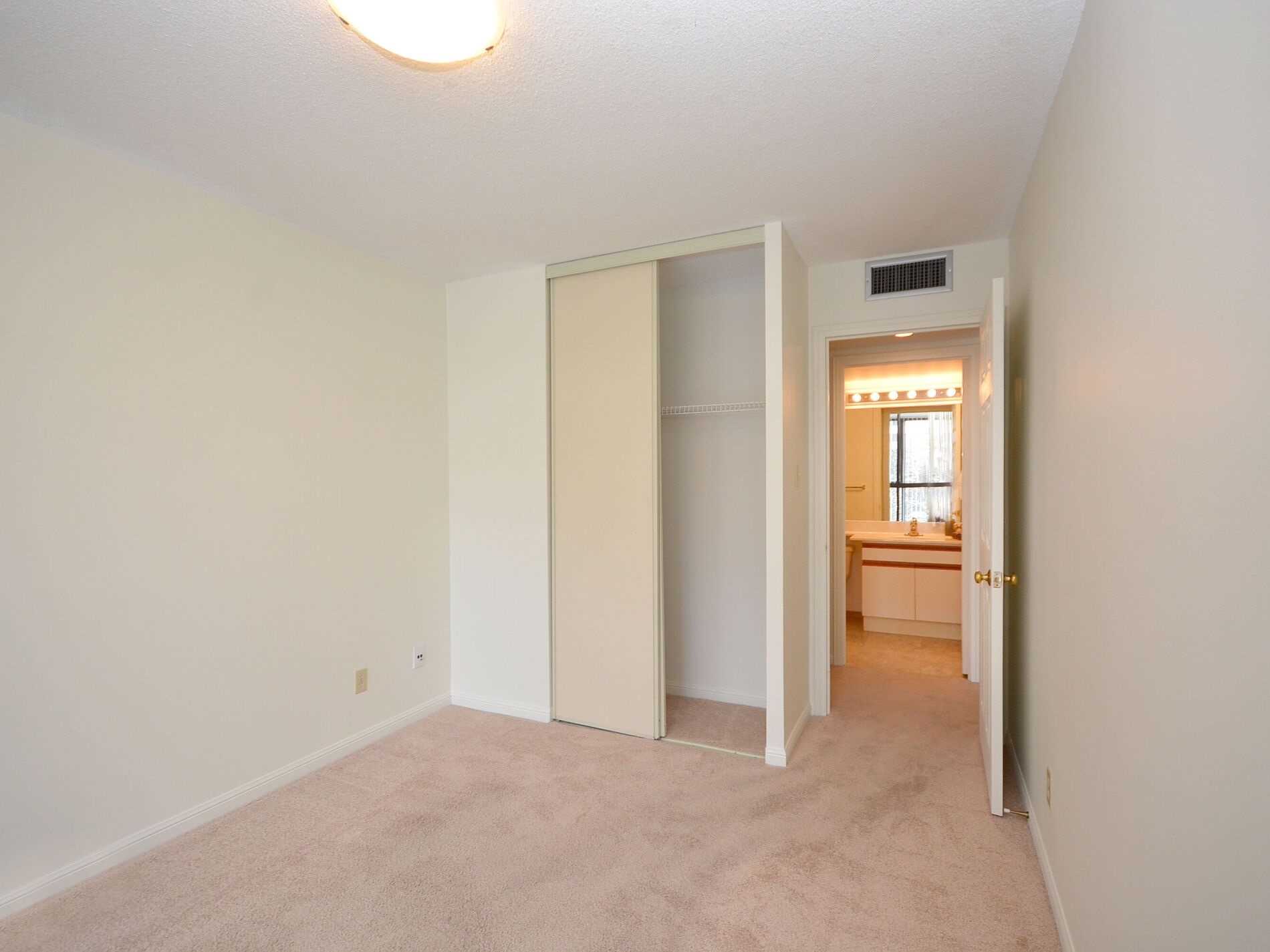Listing W5000434 - Large Photo # 38