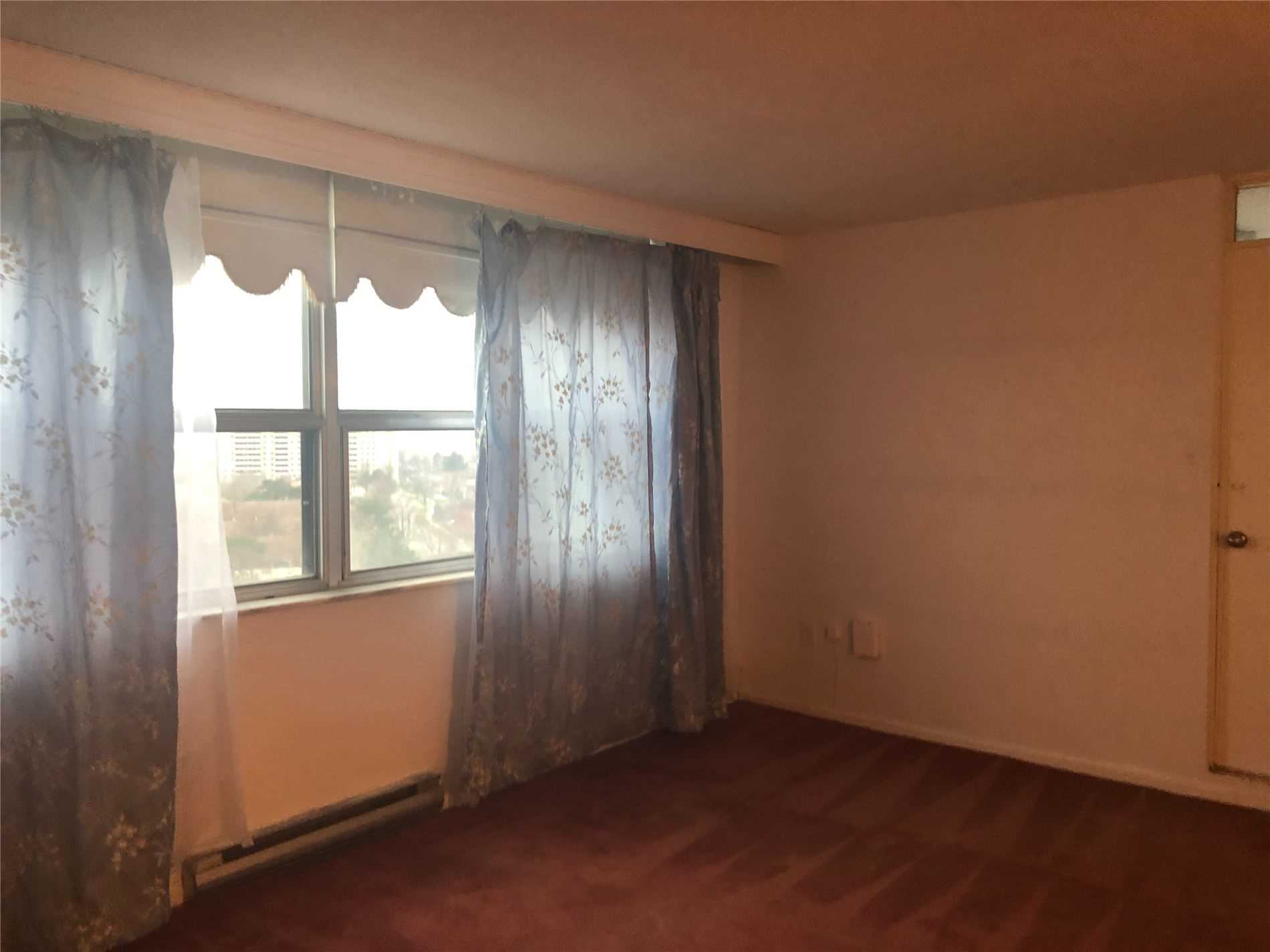 Listing W5002108 - Large Photo # 8