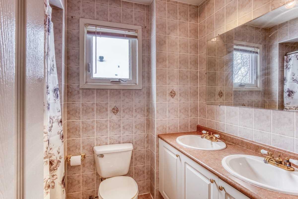 Listing W5055905 - Large Photo # 18