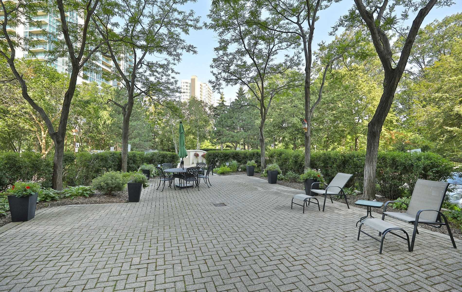 1271 Walden Circ, #1201