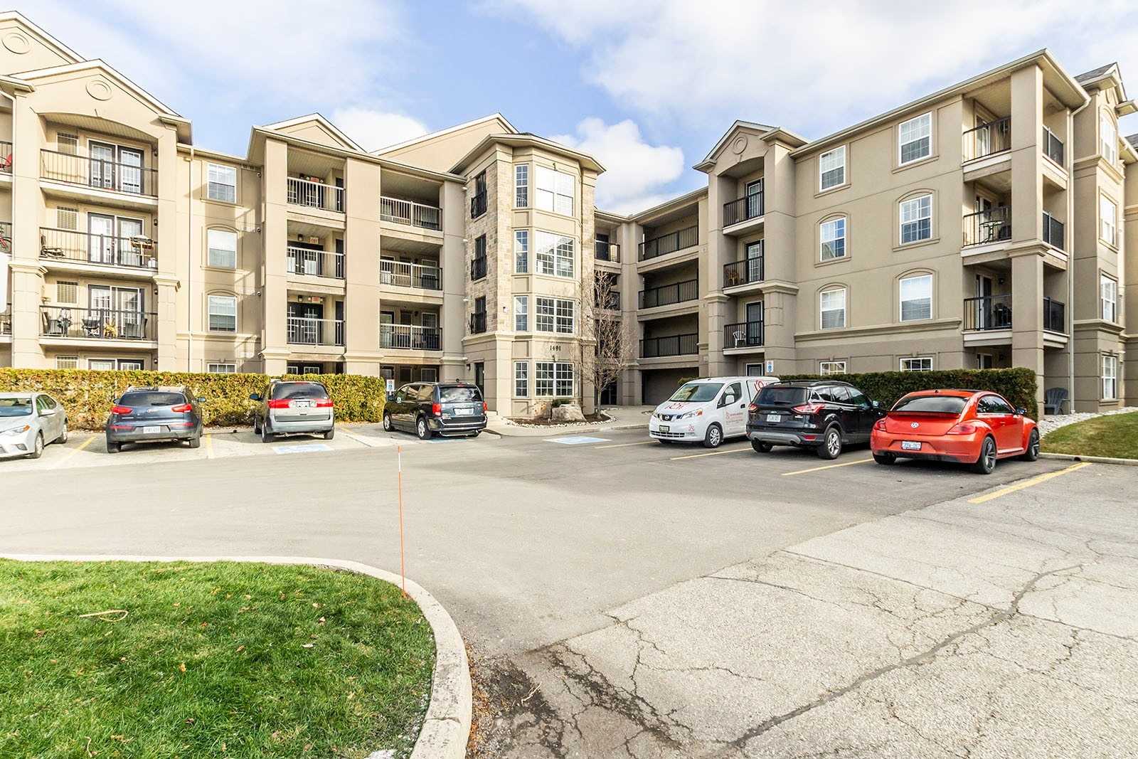 1491 Maple Ave, #111