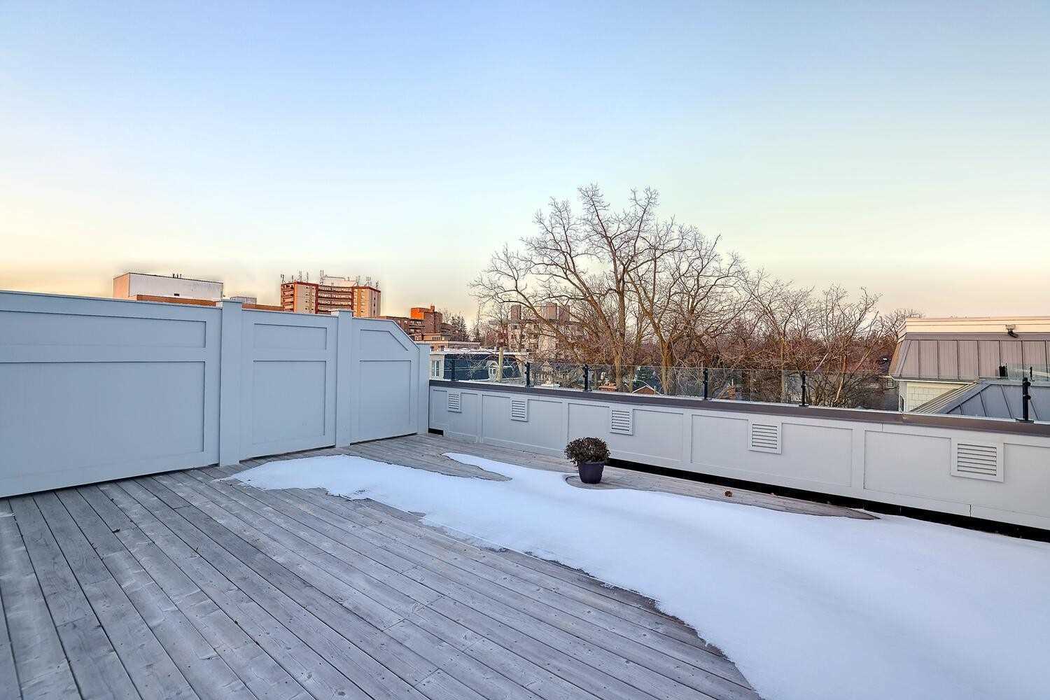 336 Robinson St, #2