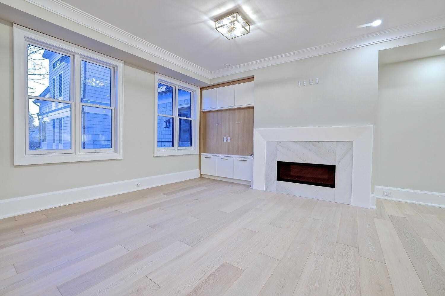 336 Robinson St, #2