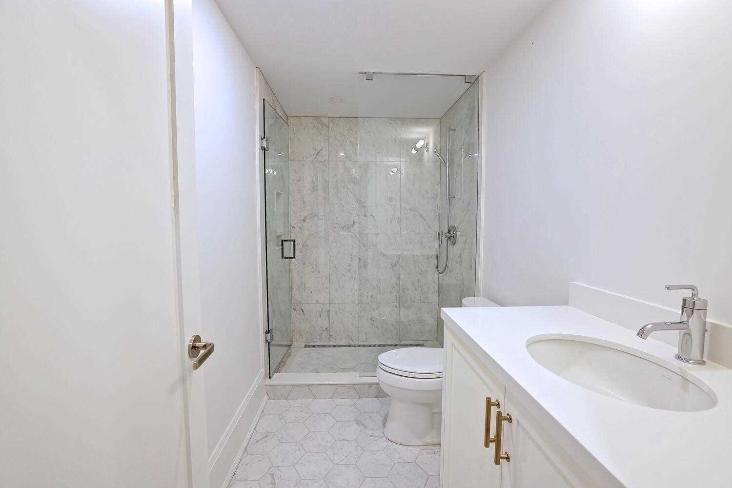 336 Robinson St, #2