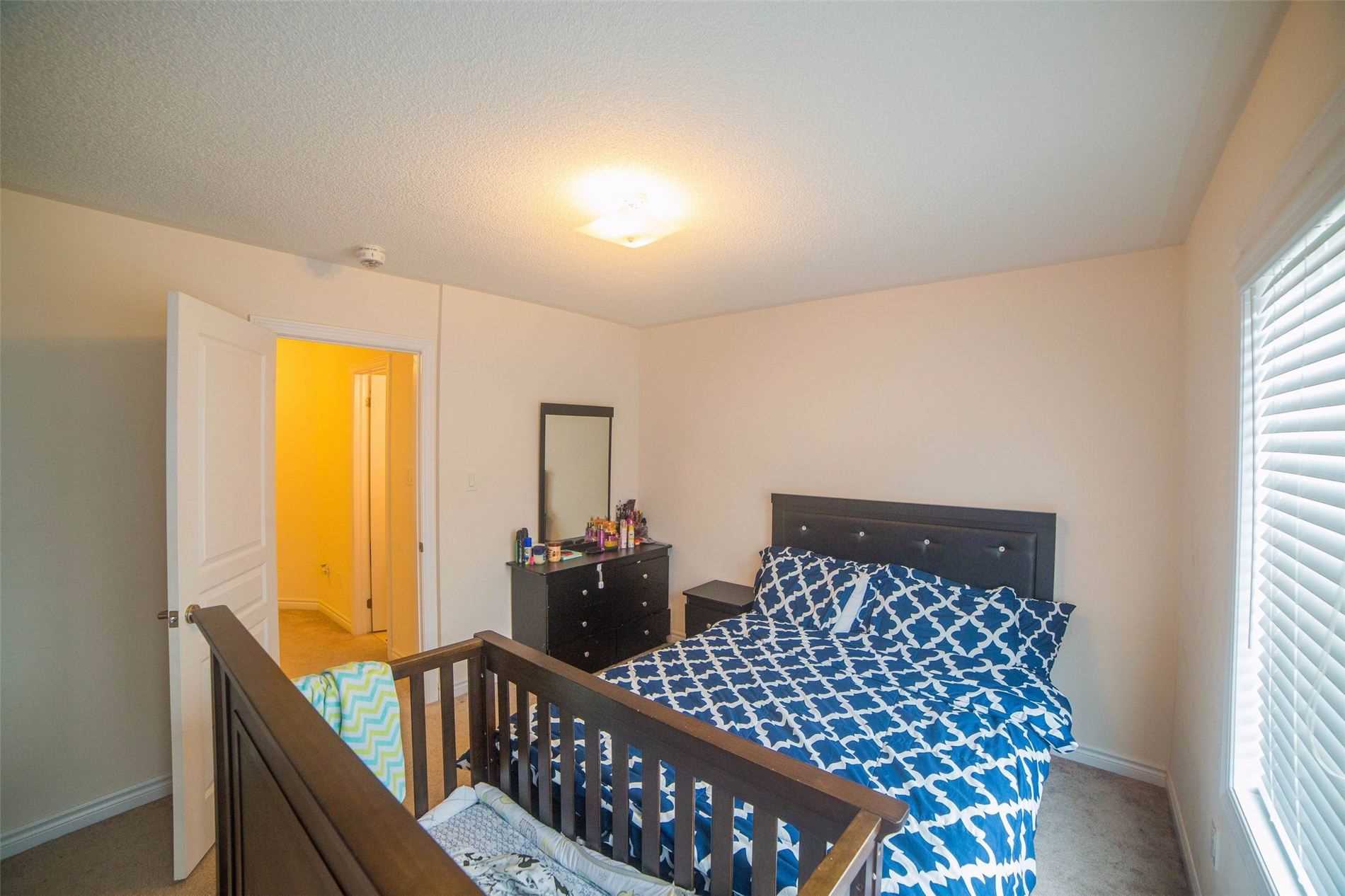 6 Abercove Clse