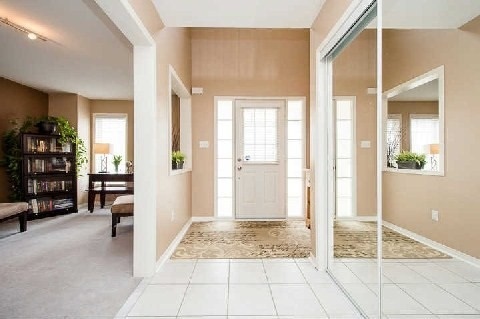 13 Galveston Cres