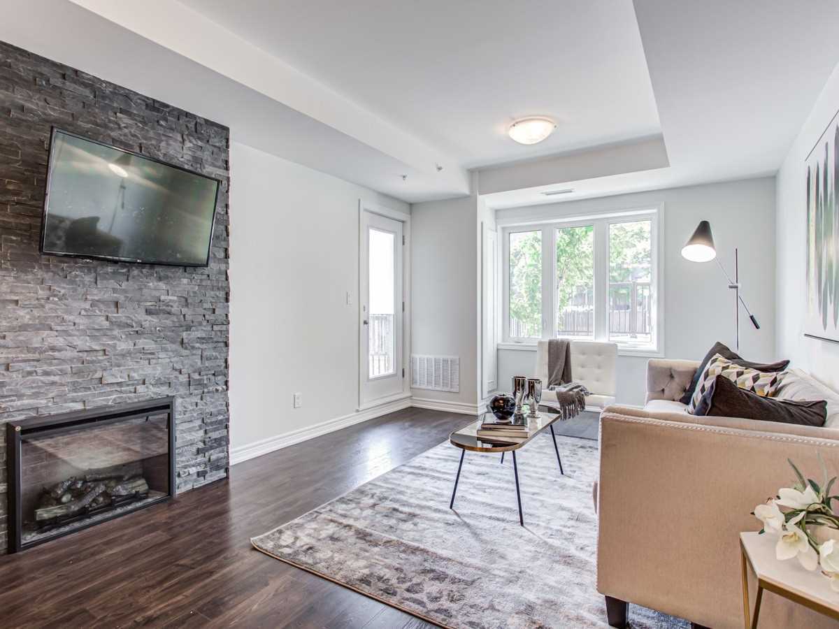 70 Stewart St, #101