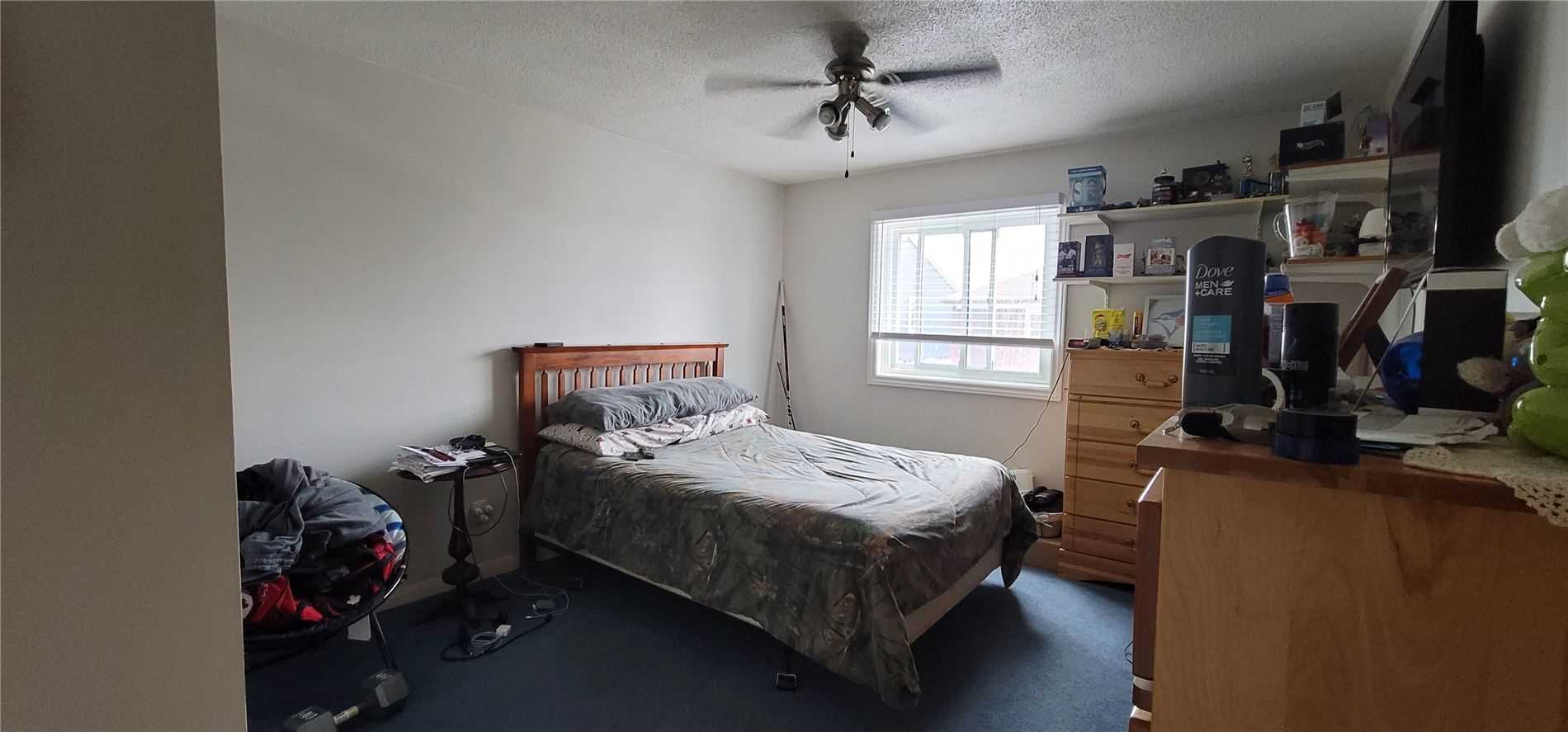 12 Nottawasaga Cres
