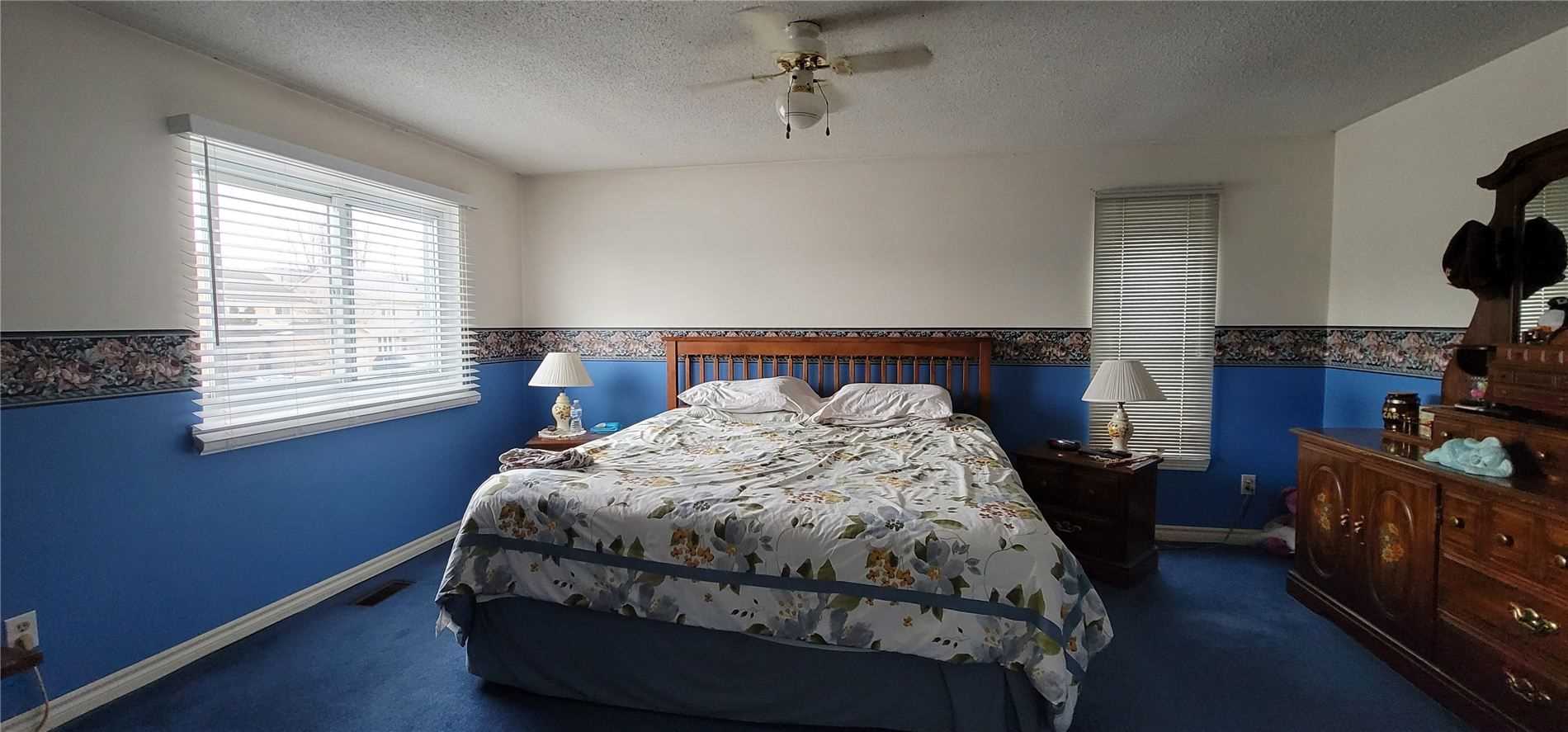 12 Nottawasaga Cres