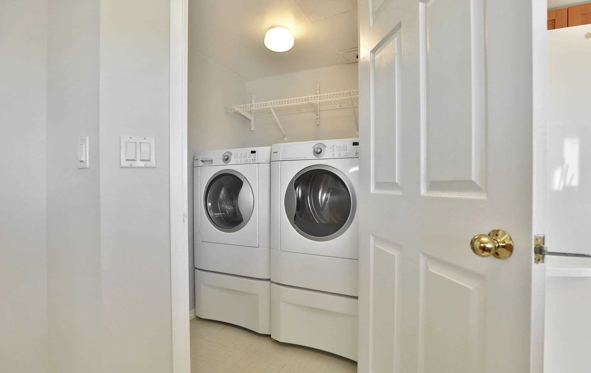 1271 Walden Circ, #1201
