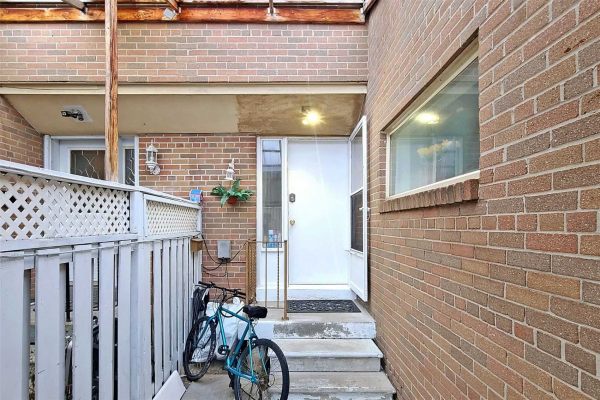 262 John Garland Blvd 262 John Garland Blvd