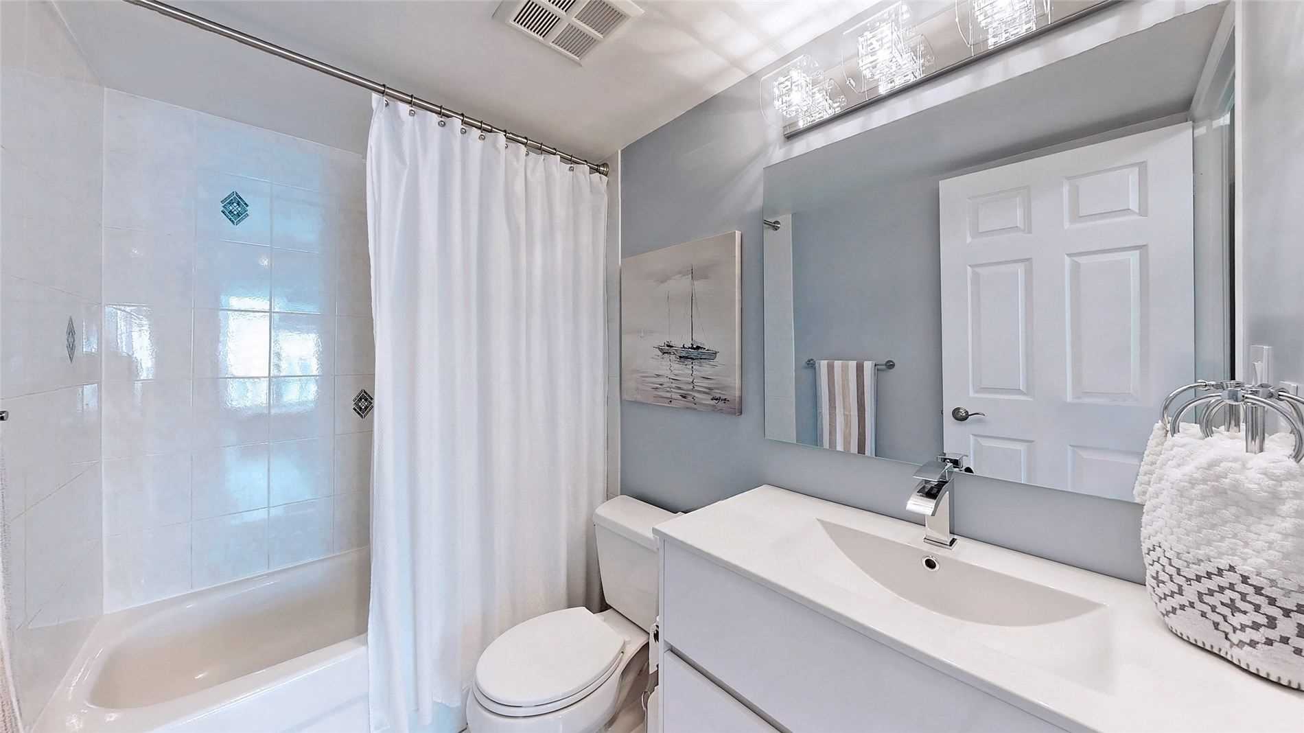 190 Manitoba St, #805