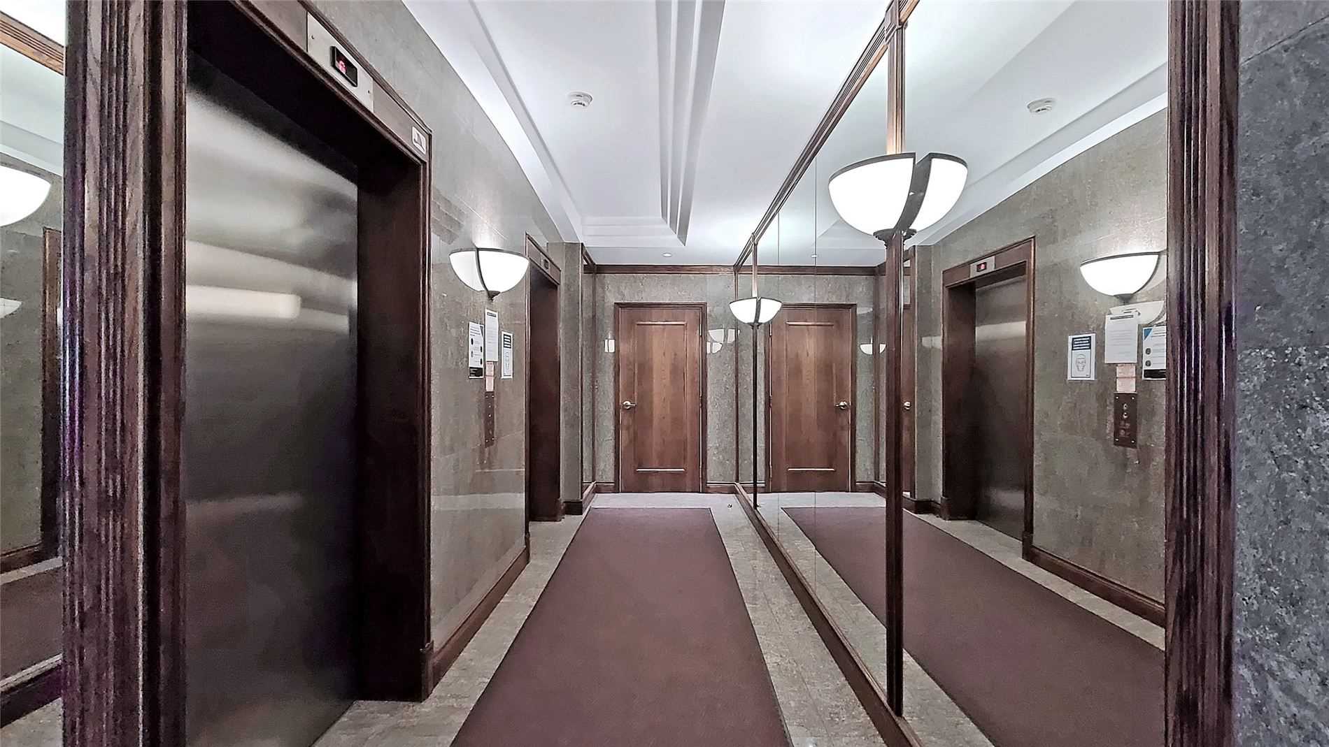 190 Manitoba St, #805