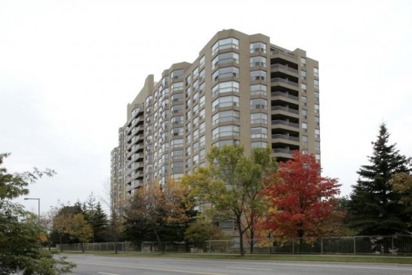 1800 The Collegeway Way, Mississauga