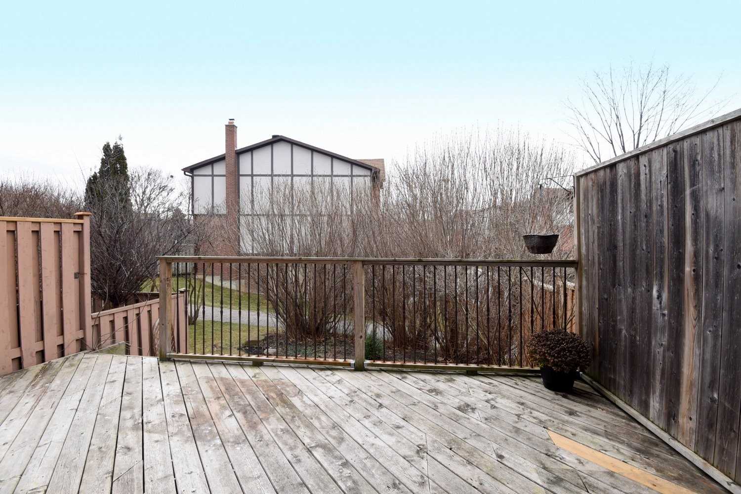 1764 Rathburn Rd E, #46