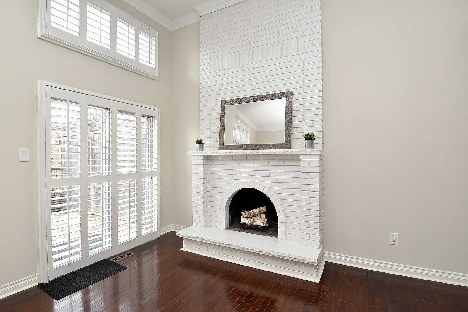 1764 Rathburn Rd E, #46