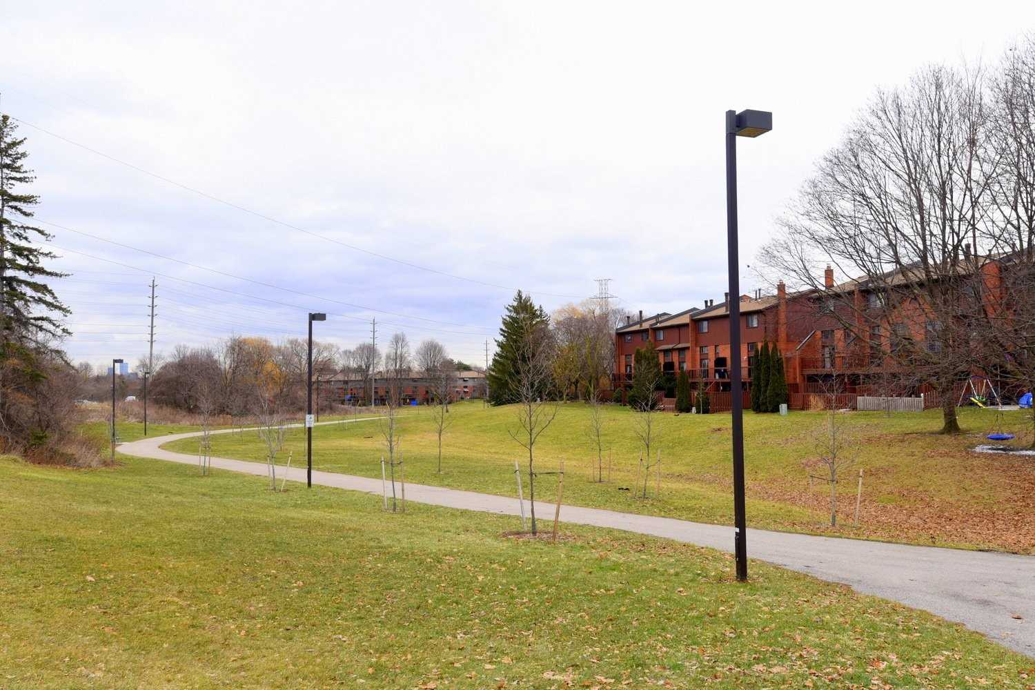 1764 Rathburn Rd E, #46