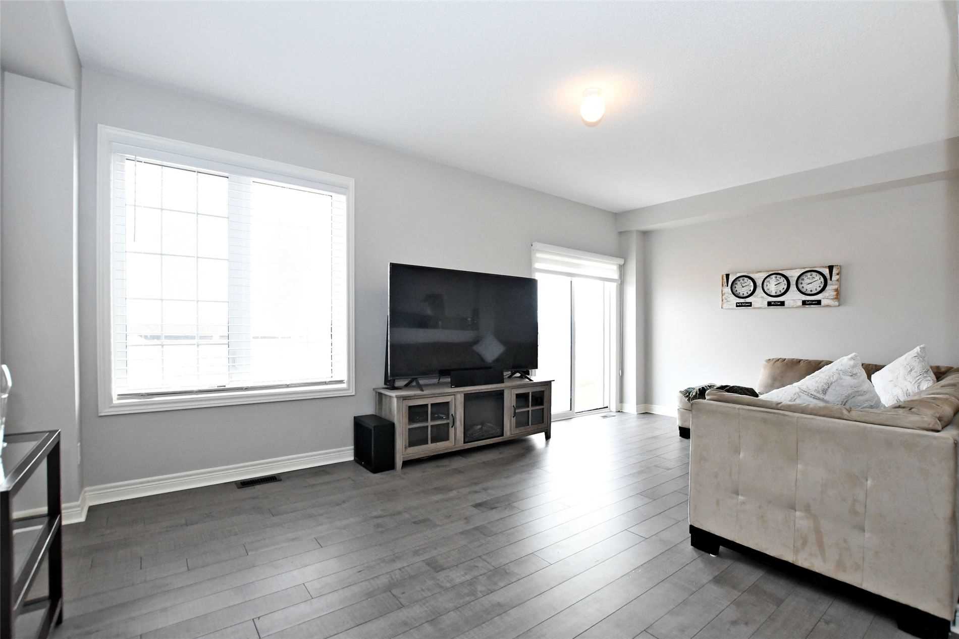 615 Mockridge Terr
