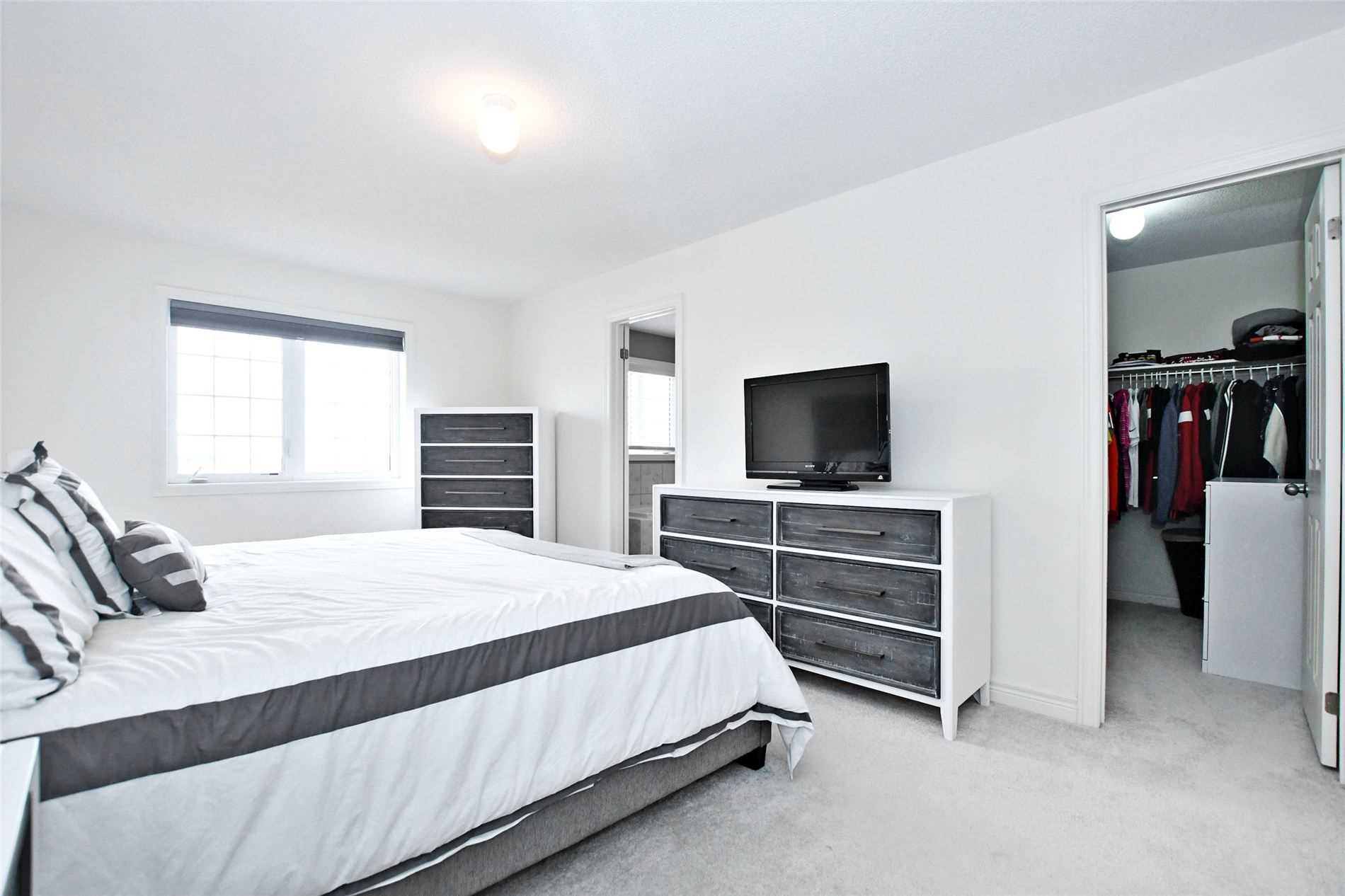 615 Mockridge Terr