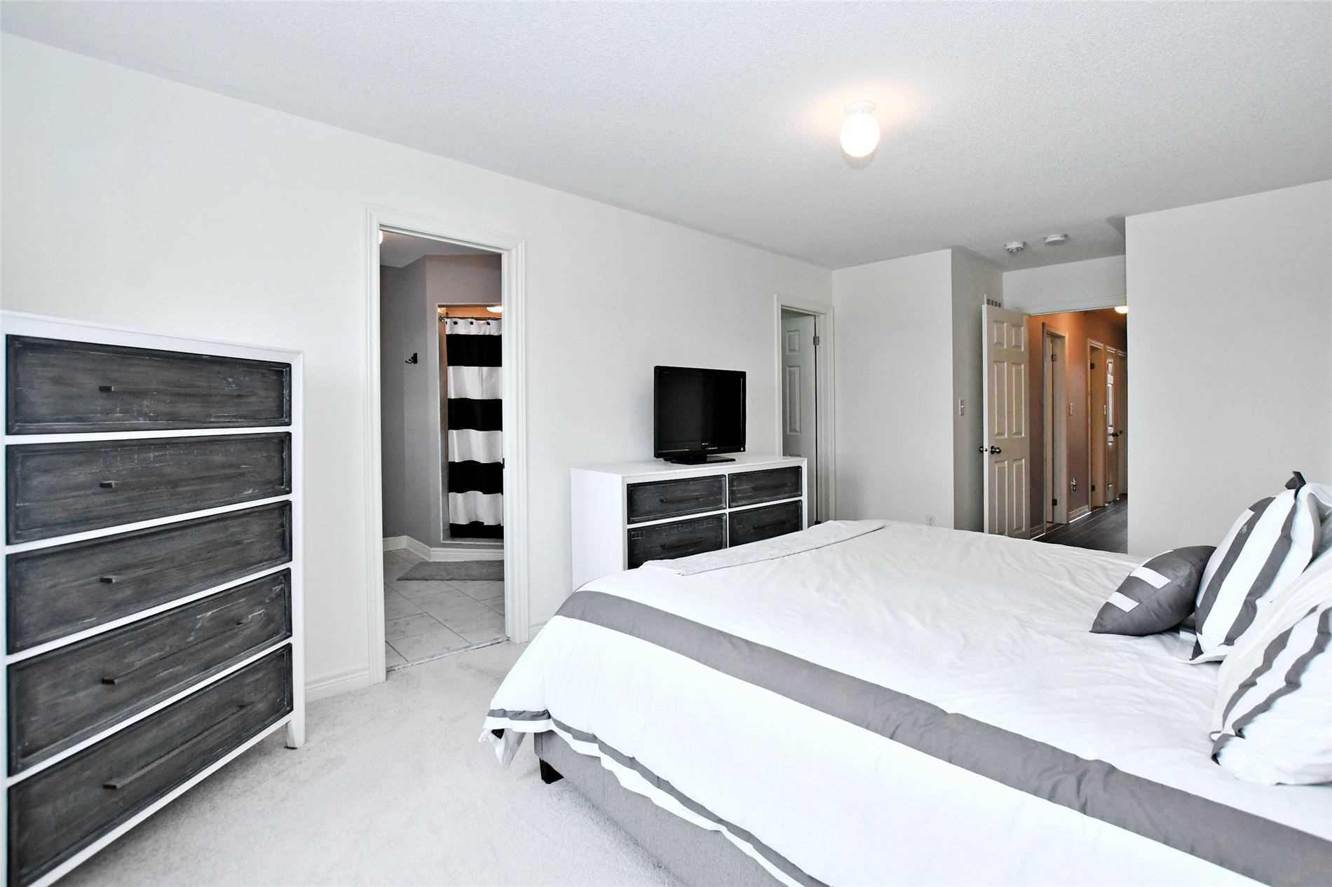 615 Mockridge Terr