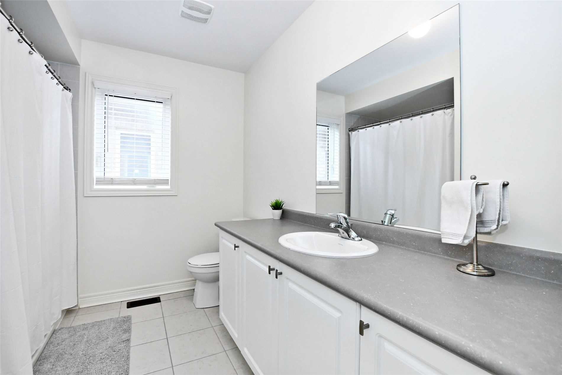 615 Mockridge Terr