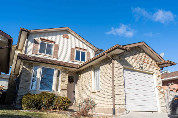 2423 Whittaker Dr, Burlington