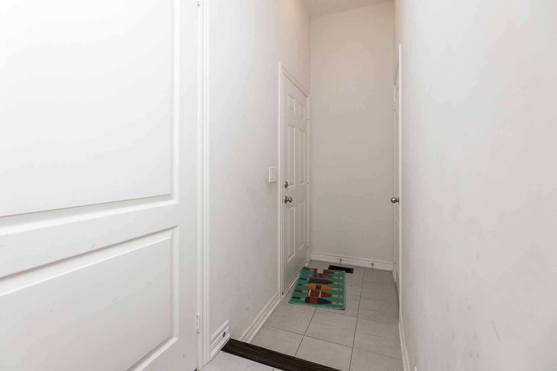 1552 Carr Landing Cres