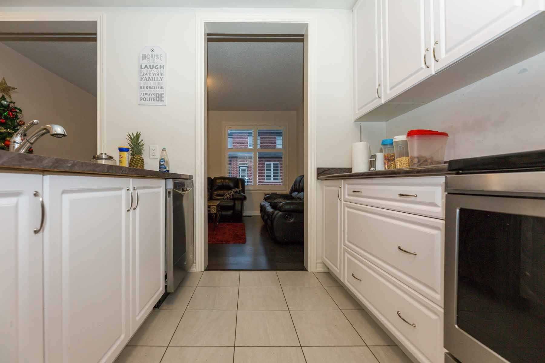 1552 Carr Landing Cres