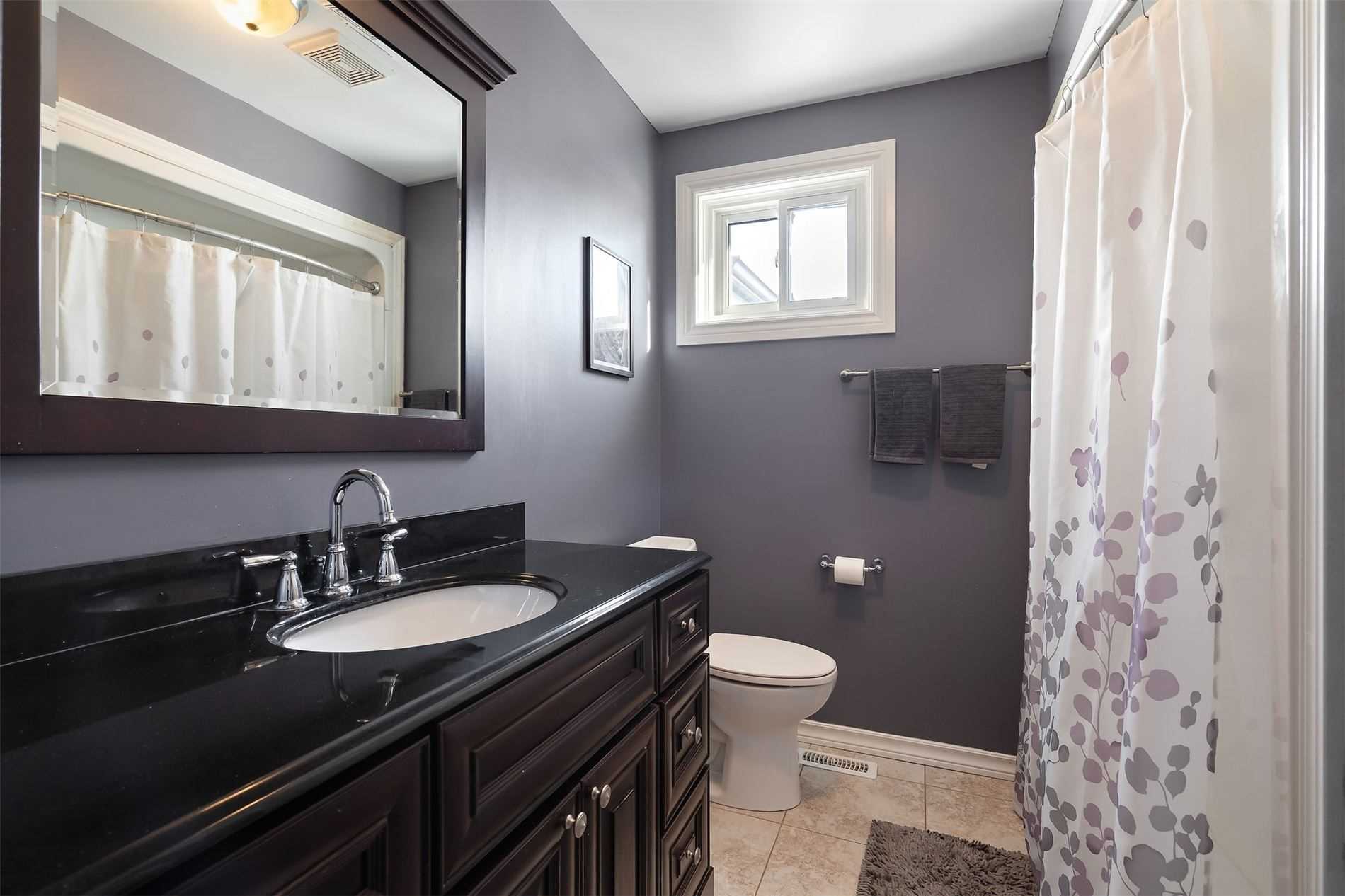 95 Avonmore Cres