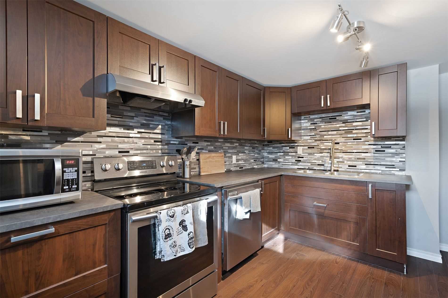 95 Avonmore Cres