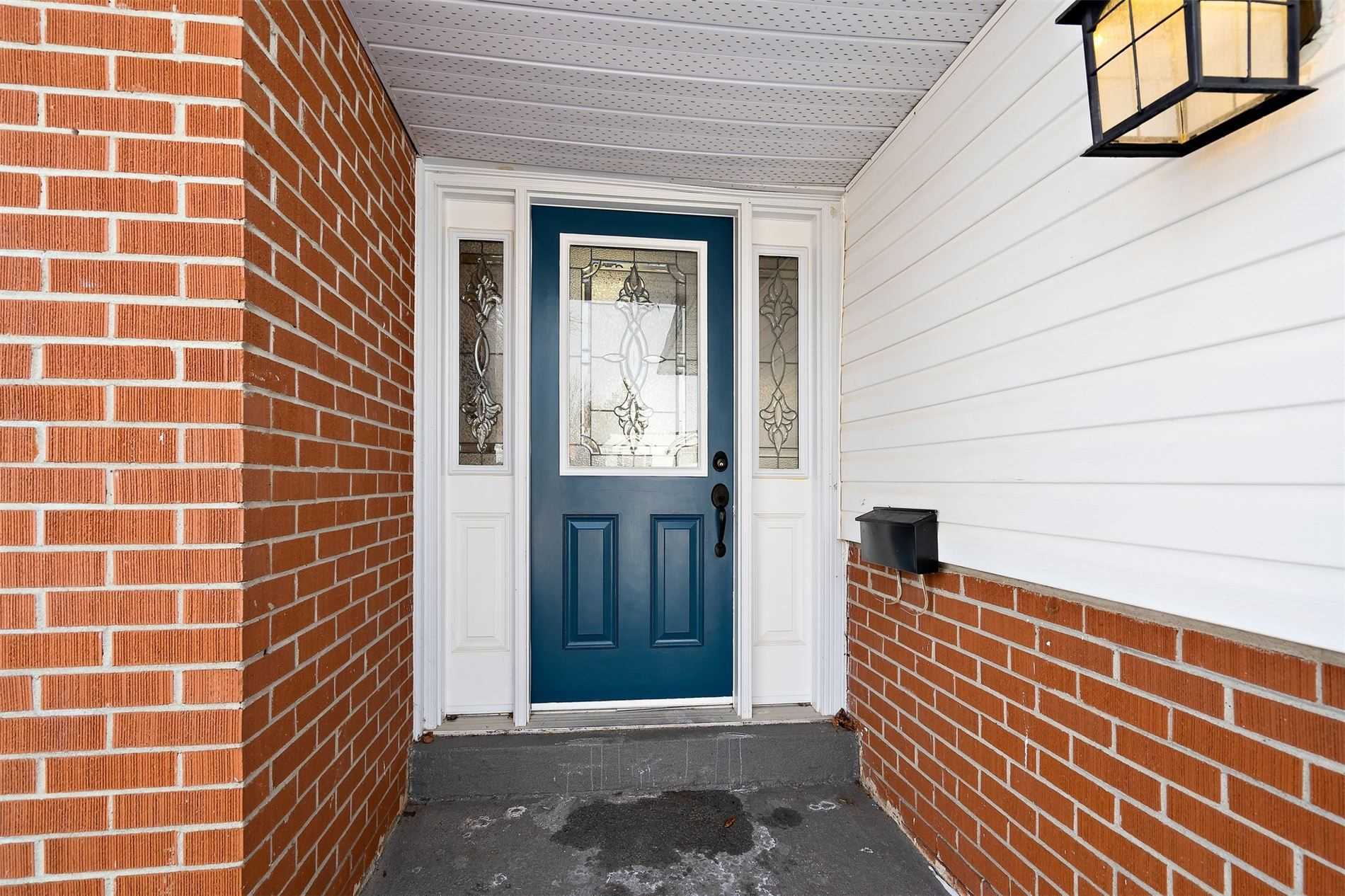 95 Avonmore Cres