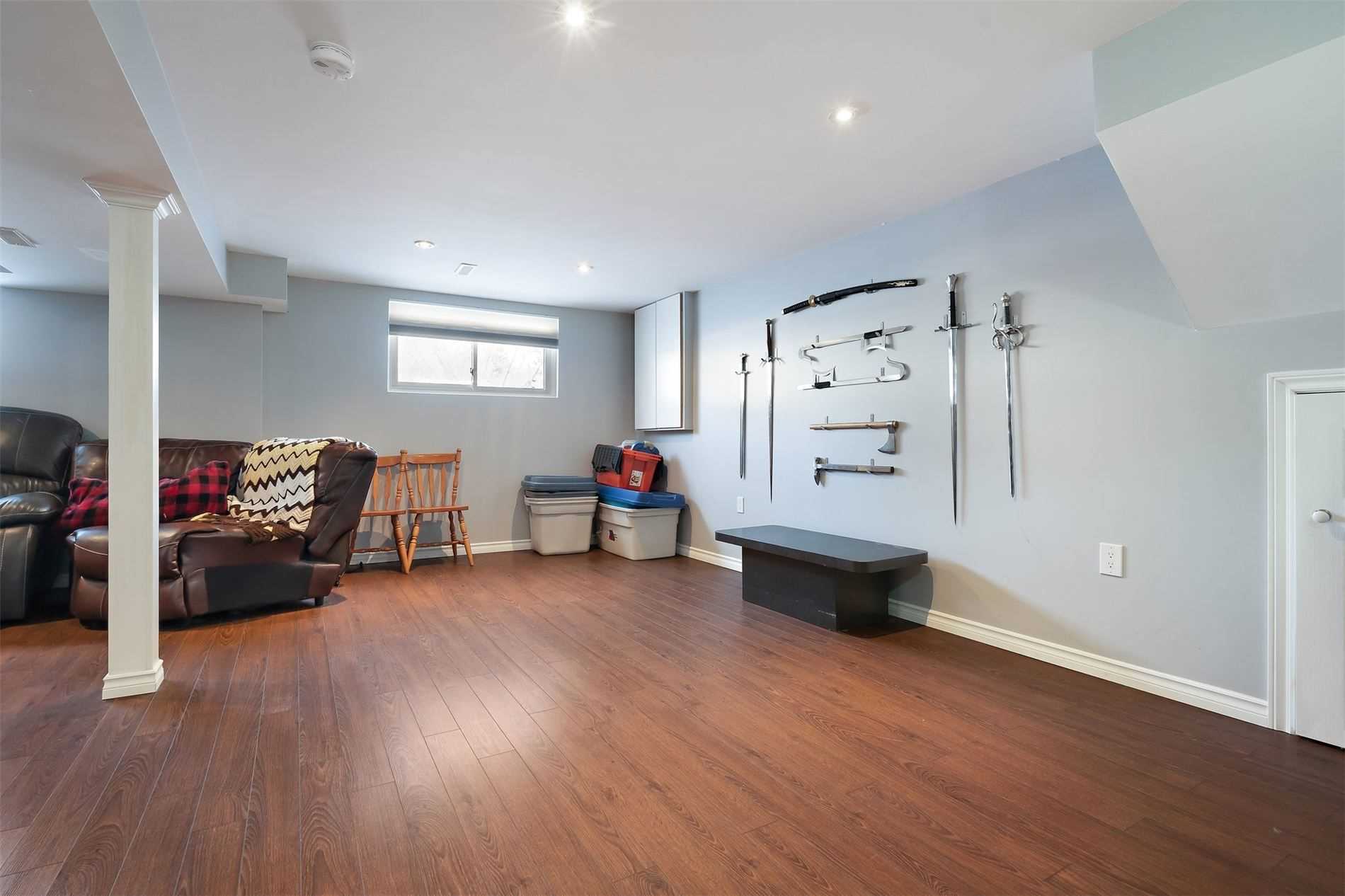 95 Avonmore Cres
