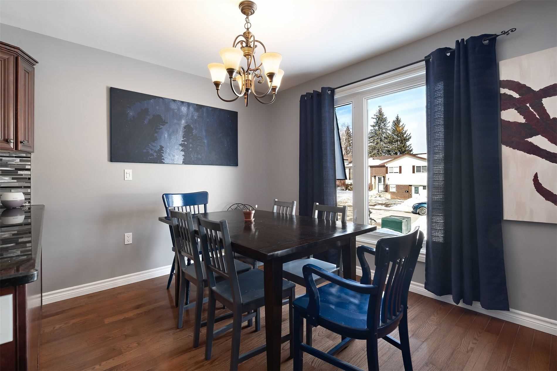 95 Avonmore Cres