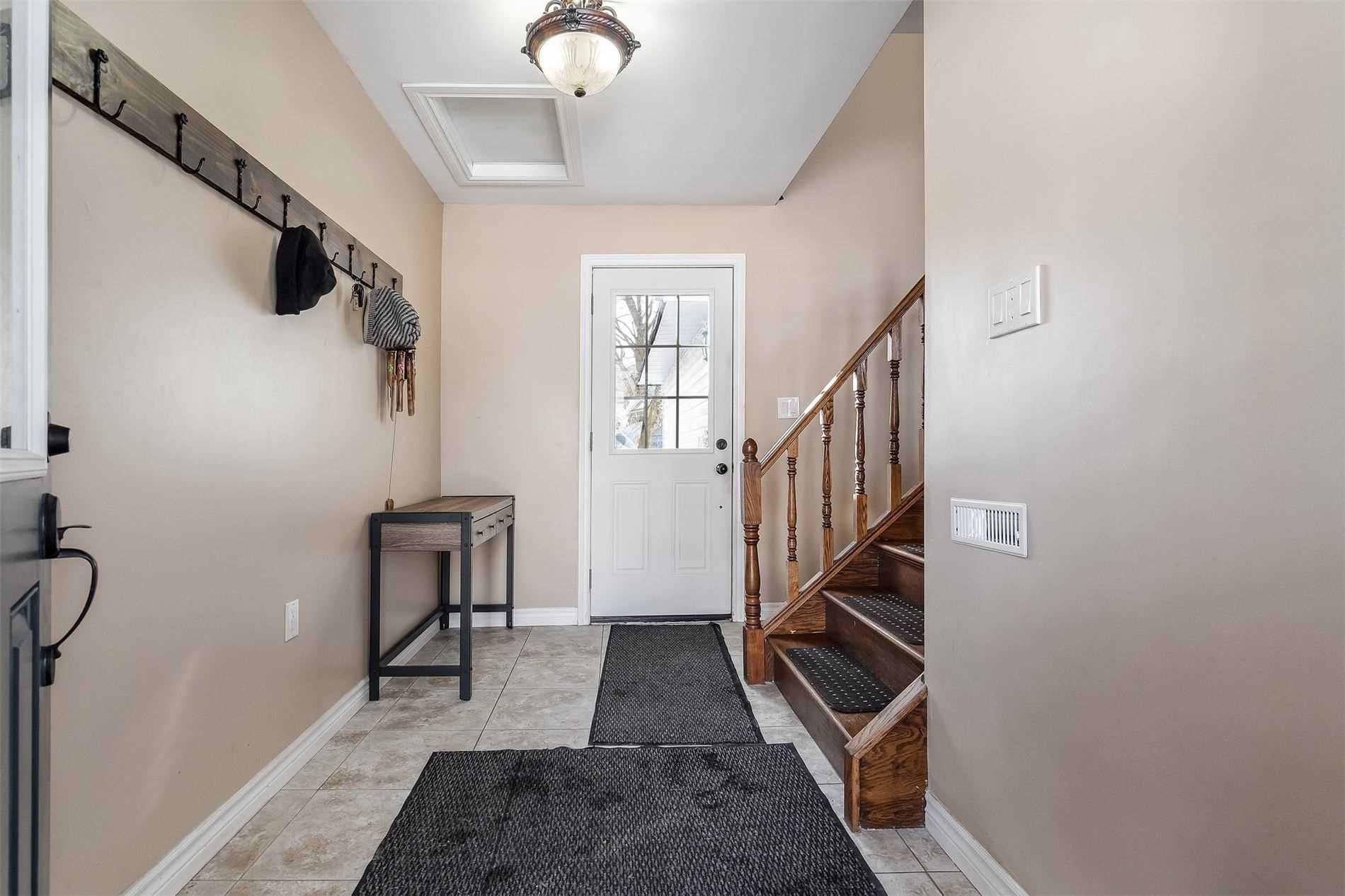 95 Avonmore Cres