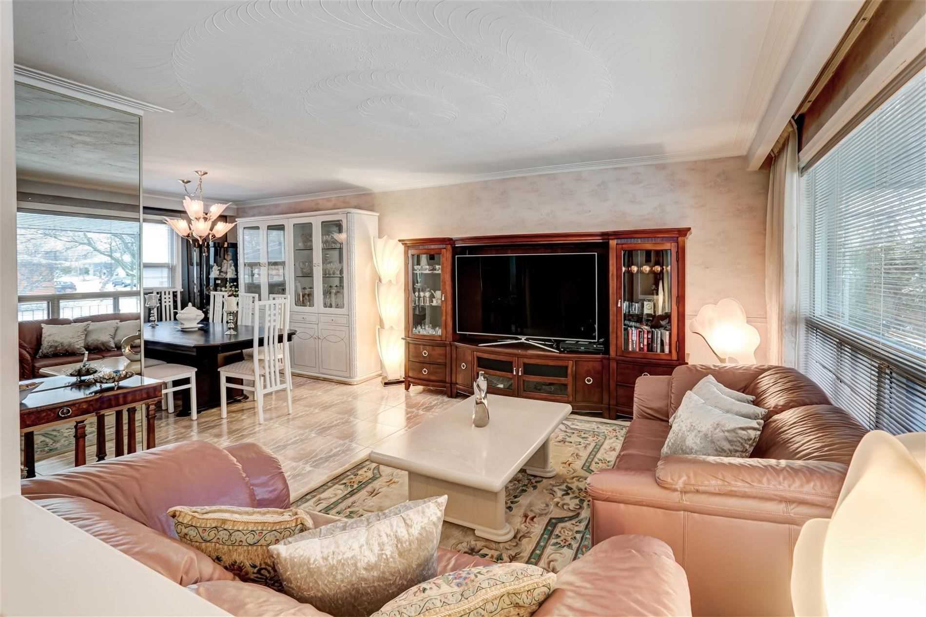 Listing W5106334 - Large Photo # 9