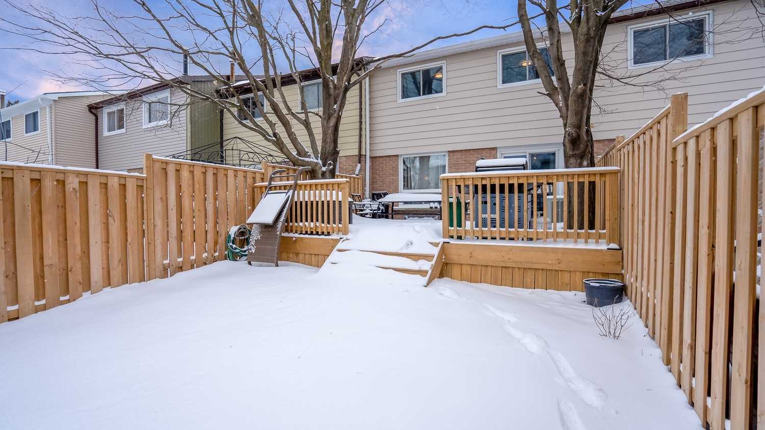 24 Karen Crt