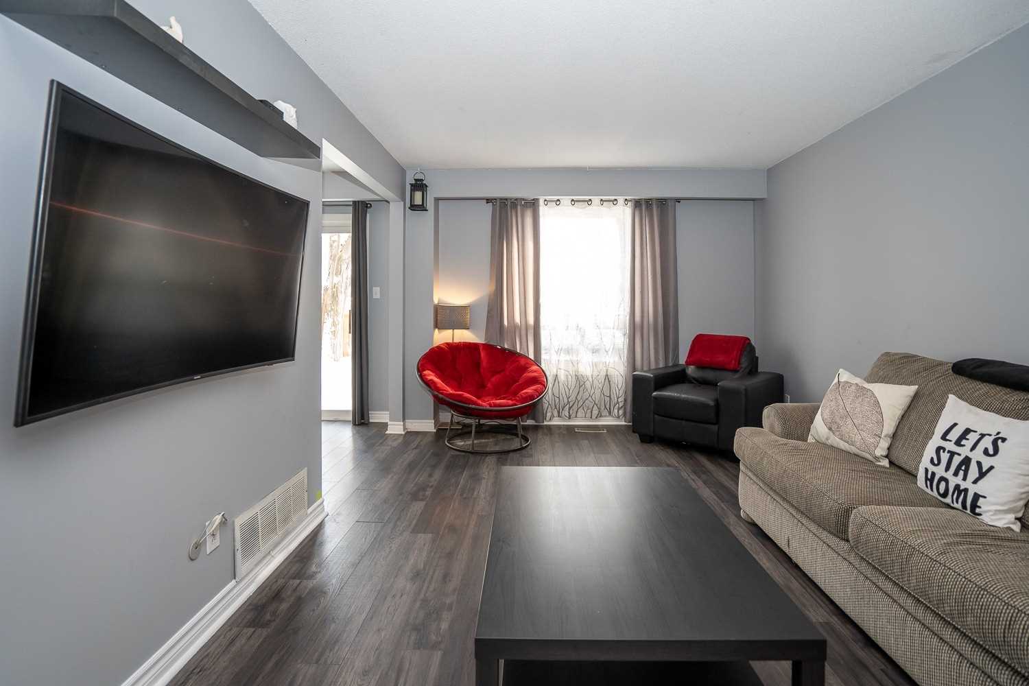 24 Karen Crt