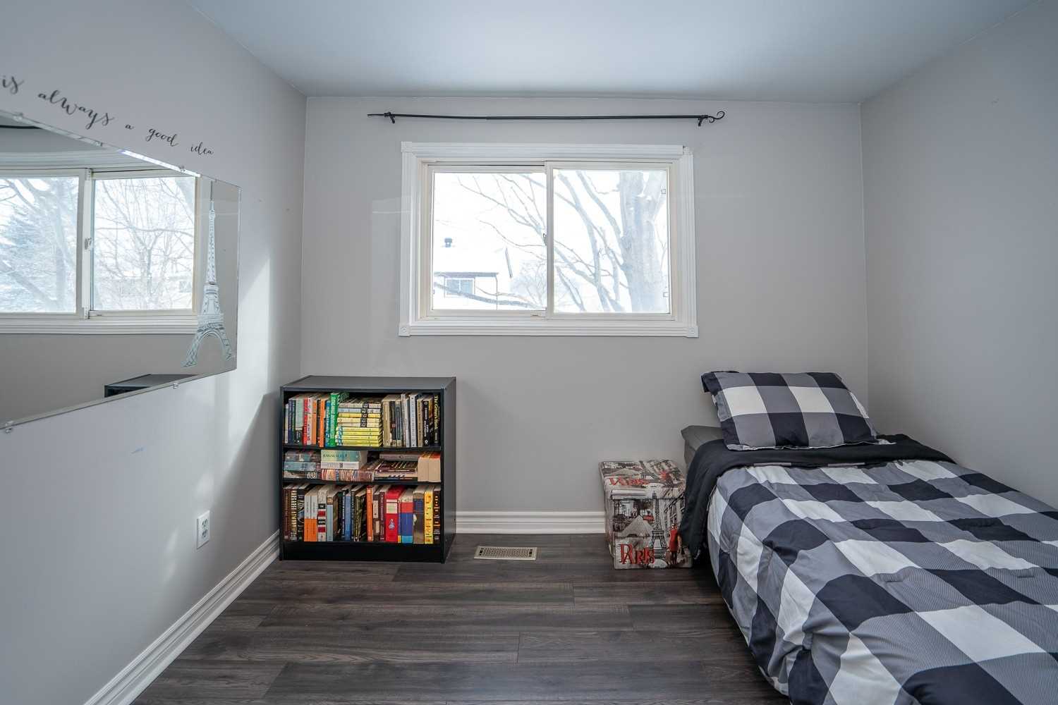24 Karen Crt