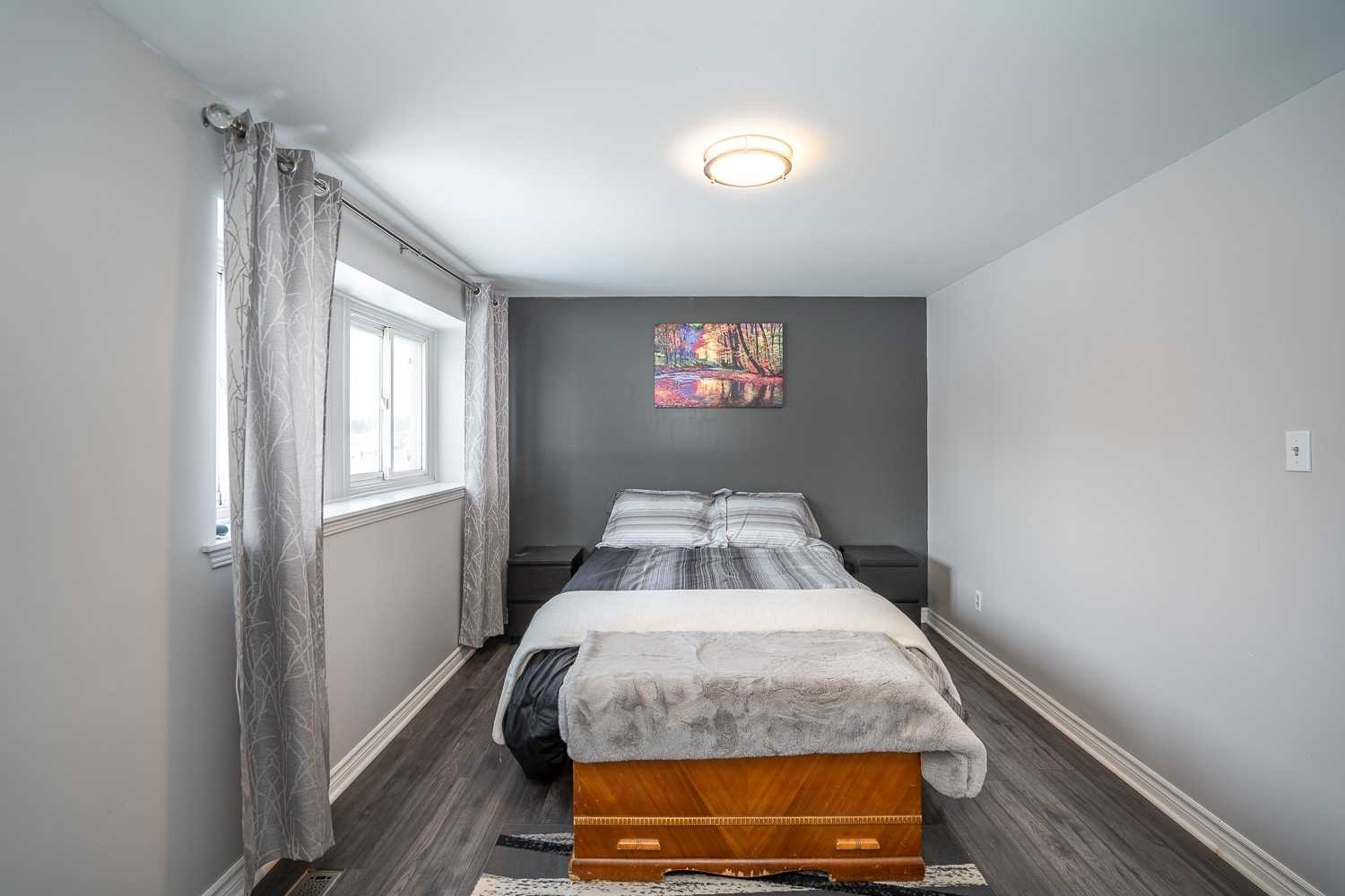 24 Karen Crt