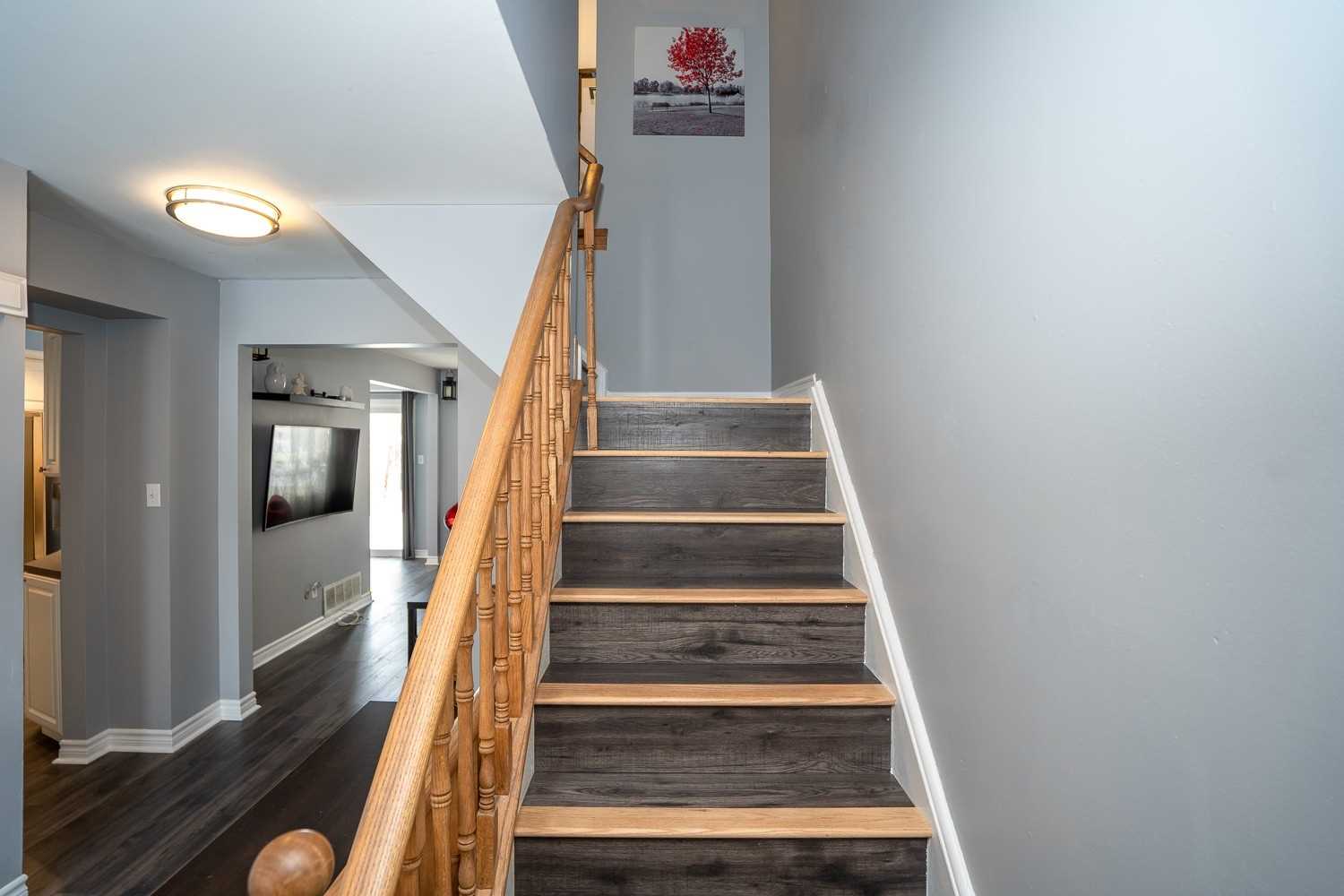 24 Karen Crt