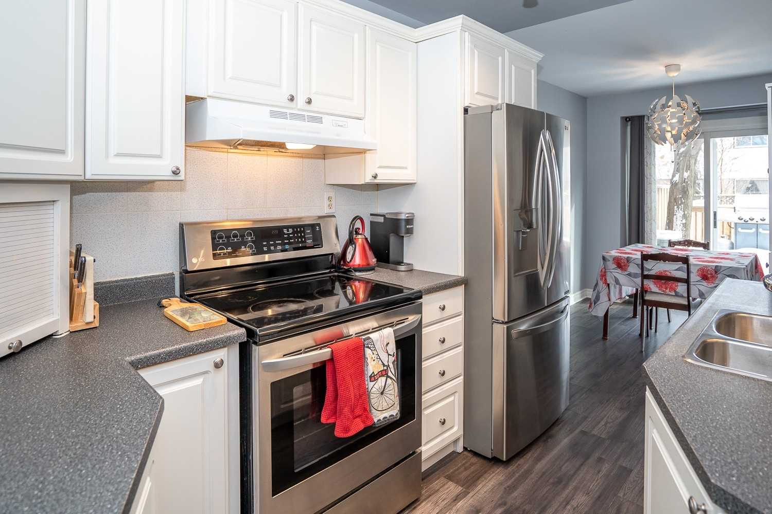 24 Karen Crt