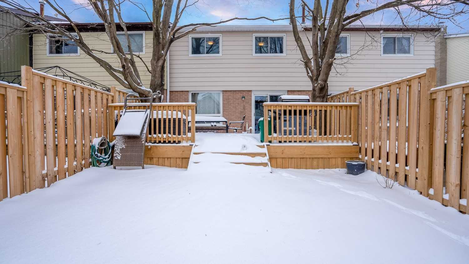 24 Karen Crt