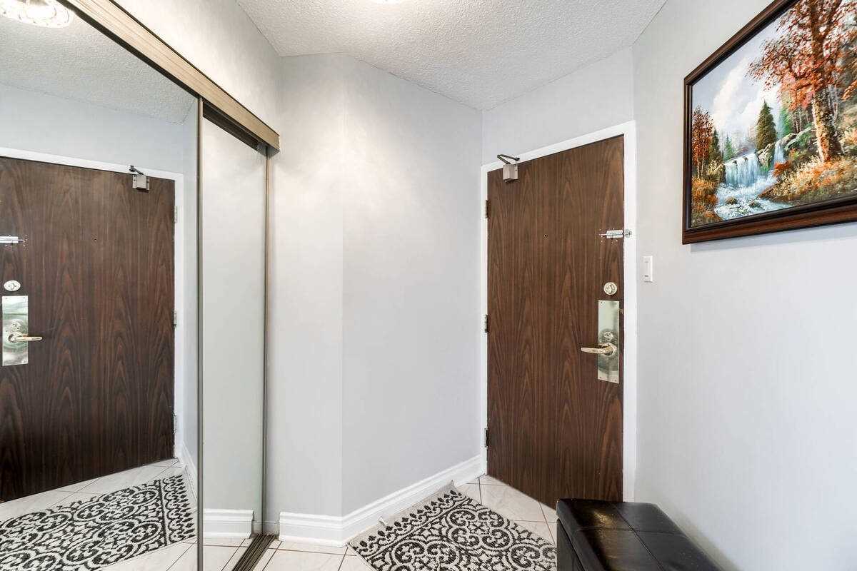 Listing W5109310 - Large Photo # 6