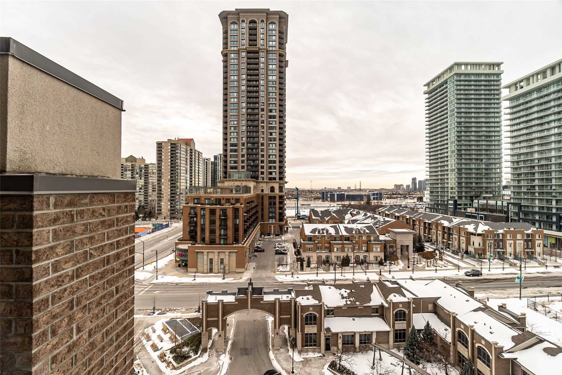388 Prince Of Wales Dr, #807
